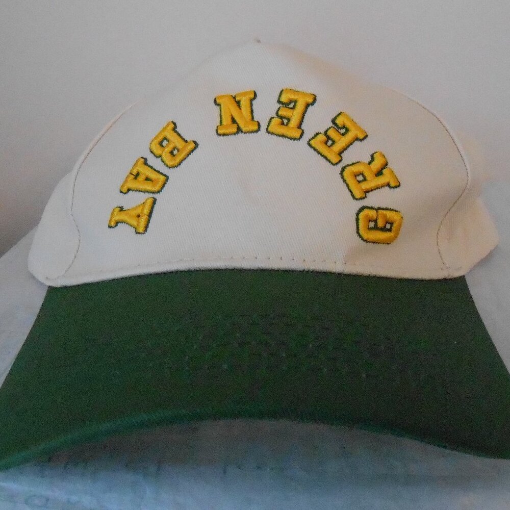 Green Bay Upside Down Yellow Print Embroidered Ivory Baseball Hat OS Snapback